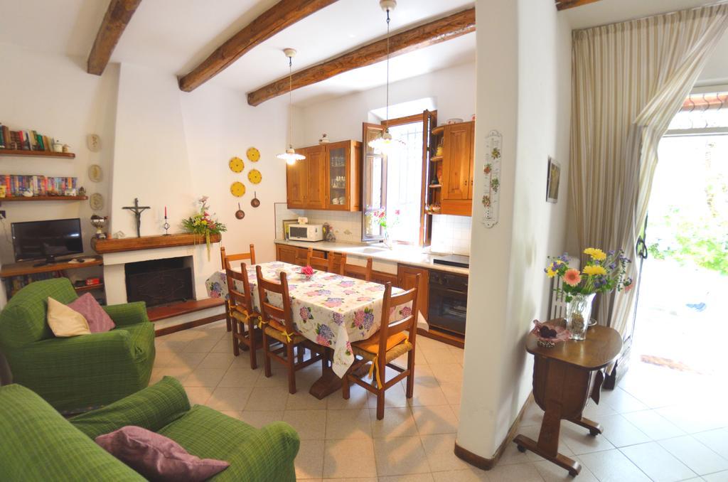 Casa Romana Viareggio Bagian luar foto
